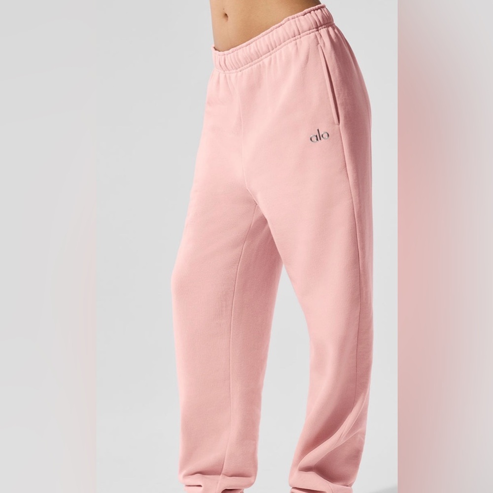 NWT Alo Yoga Accolade Sweatpant - Pink Quartz M - Picture 5 of 6